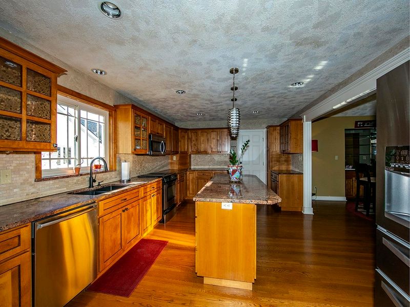 108 E Saint Cloud Pl, Wichita, KS 67230