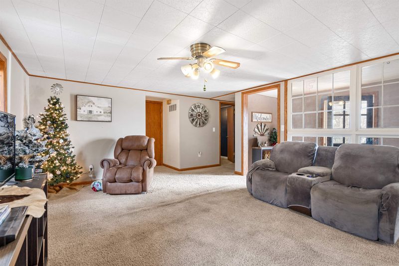 12014 NW 72nd, Moundridge, KS 67107