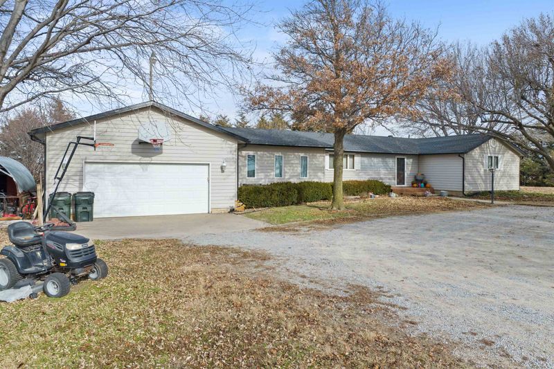 12014 NW 72nd, Moundridge, KS 67107