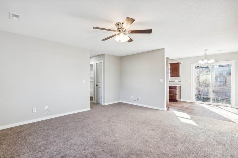 1154 N School St, Augusta, KS 67010