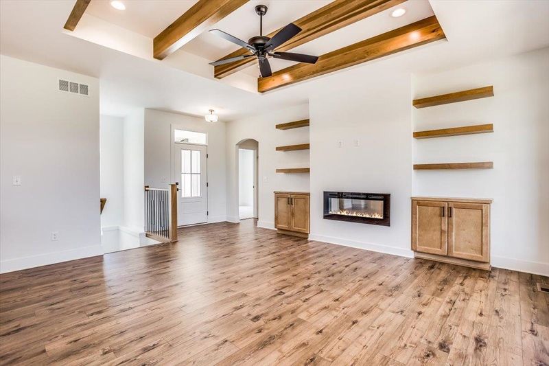 2606 E Thunder Cir, Wichita, KS 67219
