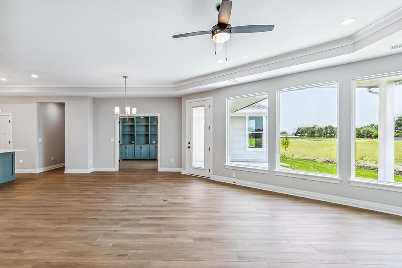 215 W Pepper Tree Rd, Andover, KS 67002