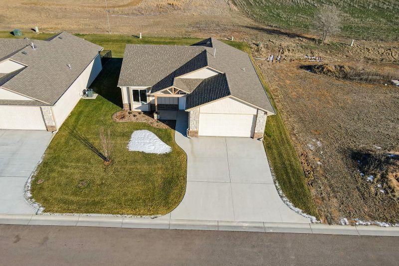 1257 E Park Glen Ct, Clearwater, KS 67026