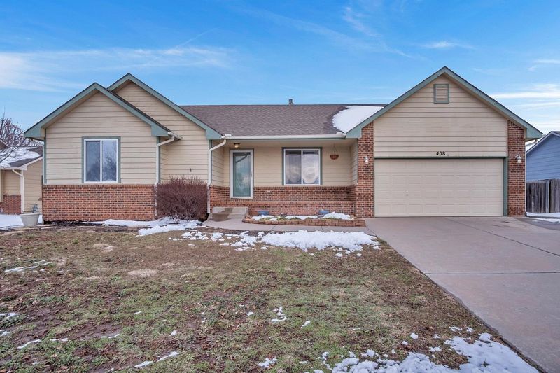 408 Wheatridge Dr, Newton, KS 67114