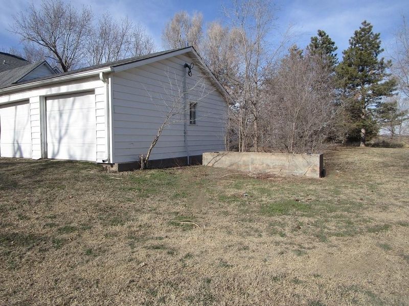 618 N Blackstone Rd, Argonia, KS 67004