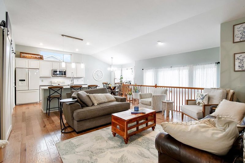 832 Carriage Rd, Maize, KS 67101