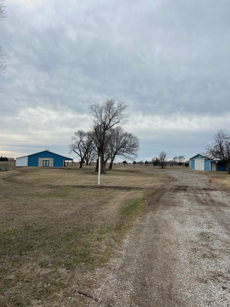 12521 E 63rd St S, Derby, KS 67037-9161
