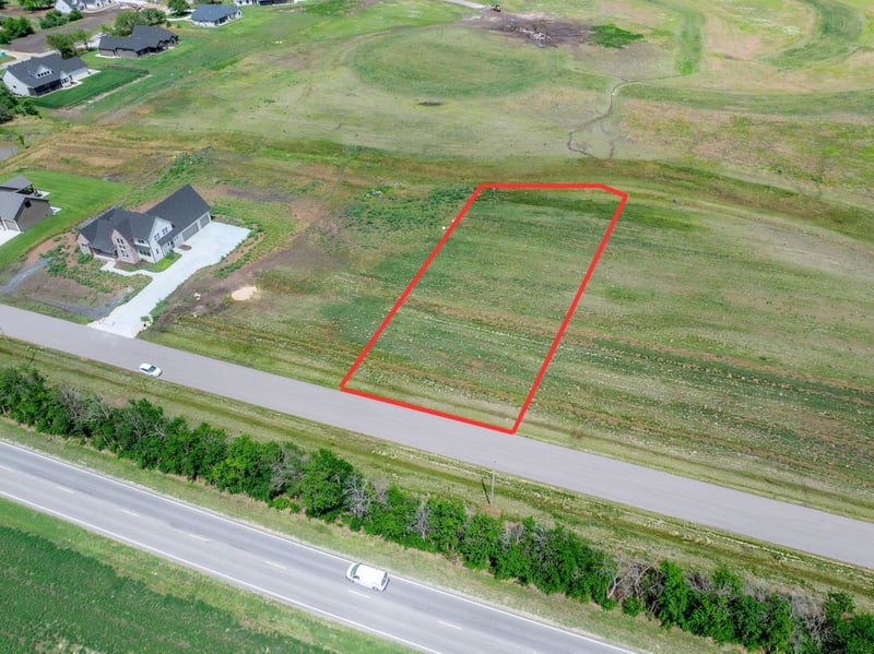 16745 W Hickory Ct, Goddard, KS 67052