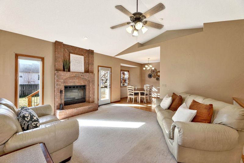 5243 E Ashton St, Bel Aire, KS 67220