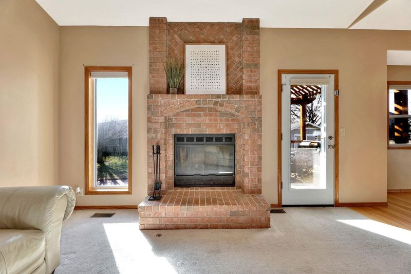 5243 E Ashton St, Bel Aire, KS 67220