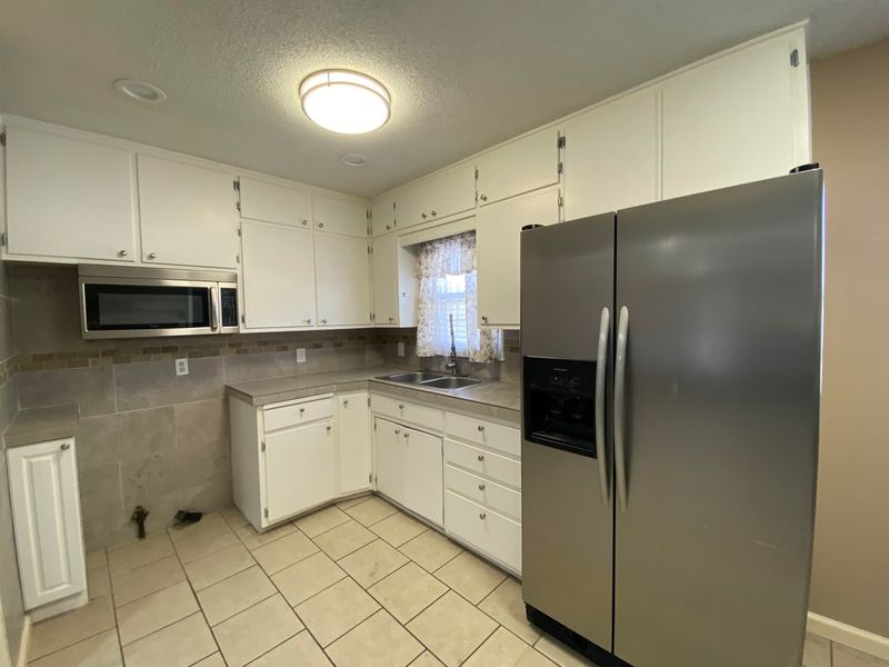2433 S Osage, Wichita, KS 67217