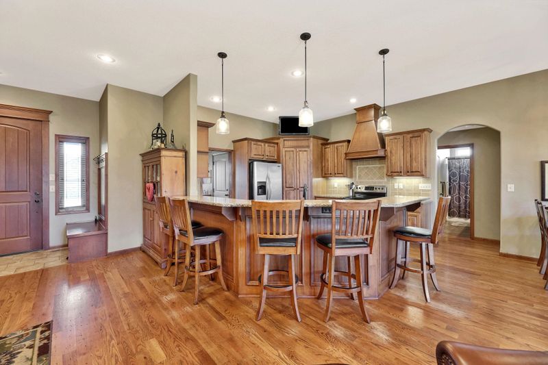 2514 N Graystone Cir, Wichita, KS 67228