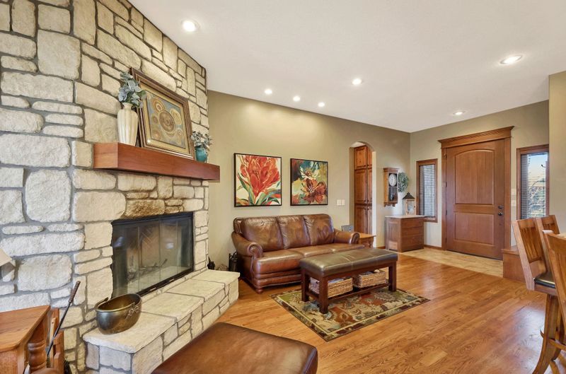 2514 N Graystone Cir, Wichita, KS 67228