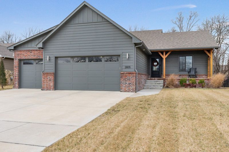 2805 E Mantane Ct, Wichita, KS 67219