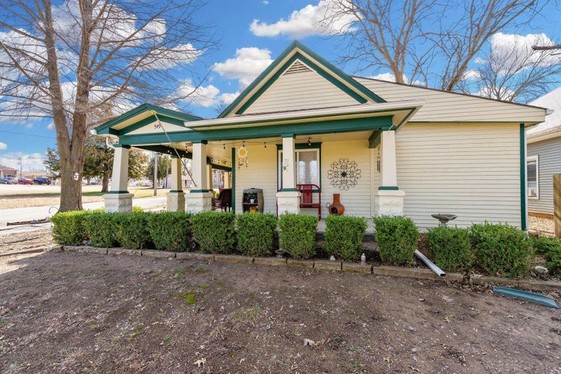 549 Emery St, Mulvane, KS 67110