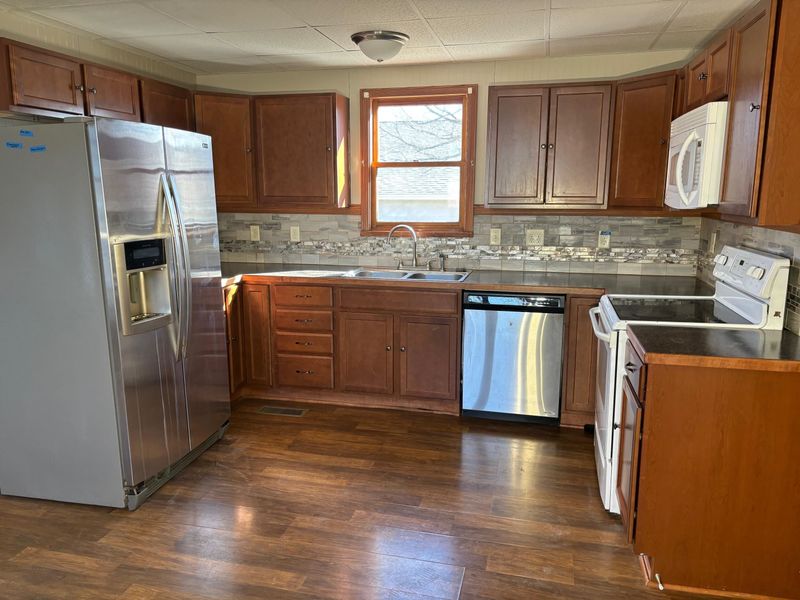 332 N Warren, Rose Hill, KS 67133