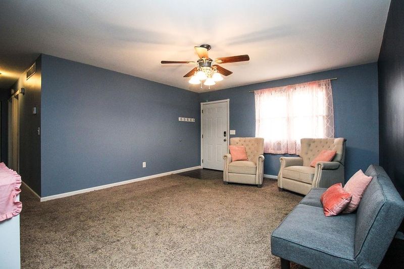 520 N Elder St, Wichita, KS 67212
