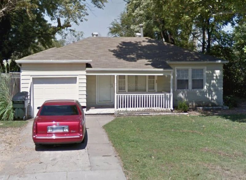1626 E Selma, Wichita, KS 67216