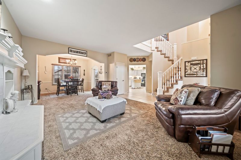 324 Pecan Ct, Andover, KS 67002-9250