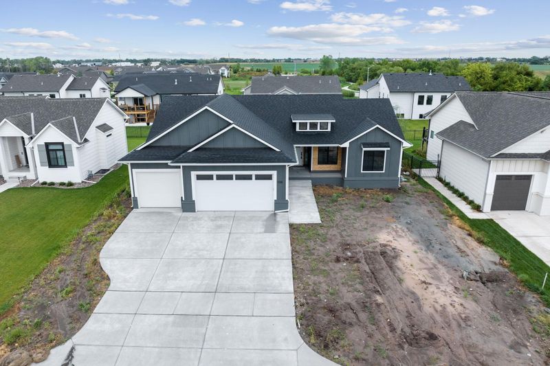 1138 W Shellbark St, Goddard, KS 67052