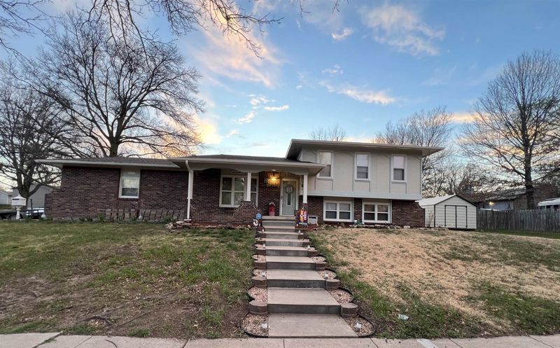1223 Century St, Mulvane, KS 67110