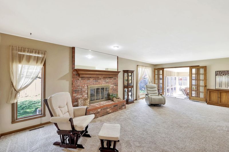 206 S Brook Forest, Derby, KS 67037