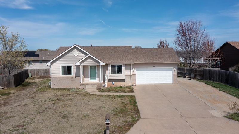 308 Wheatridge Dr, Newton, KS 67114