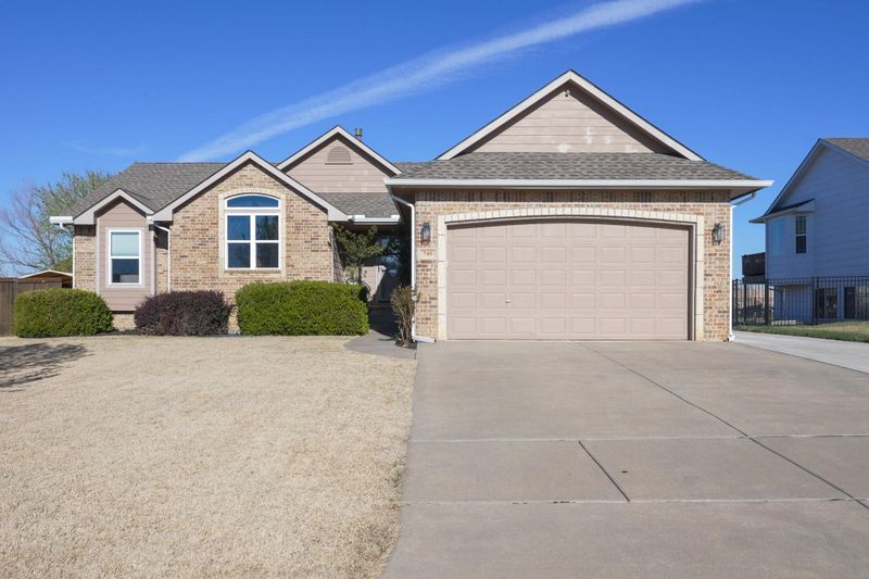 749 Reflection Lake, Andover, KS 67002