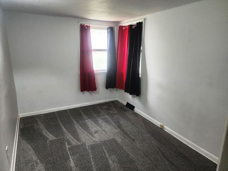 618 W 11th, Newton, KS 67114