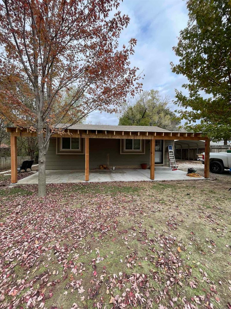 7320 E 103rd St S, Mulvane, KS 67110