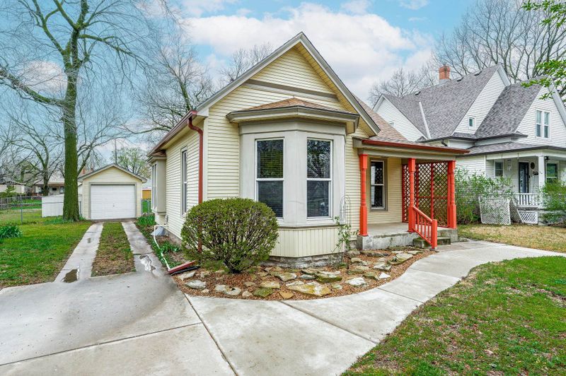 605 E 3rd St, Newton, KS 67114