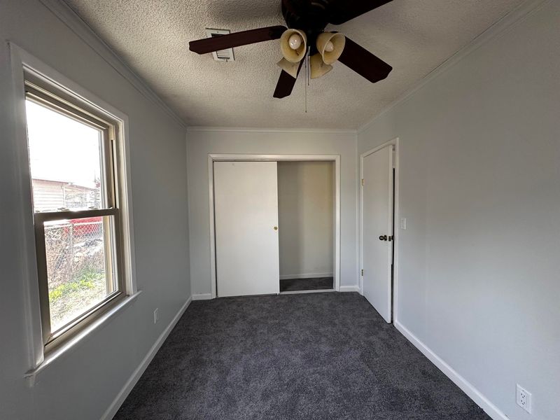 433 N Elder St, Wichita, KS 67212
