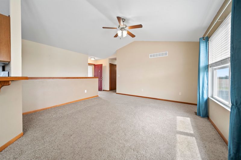 1035 Bedell Ct, Augusta, KS 67010