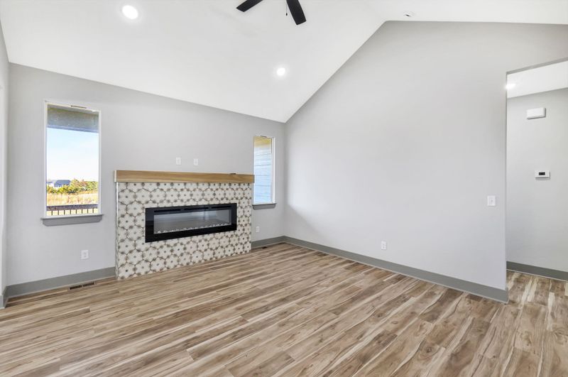 146 E Poplar Cir, Goddard, KS 67052