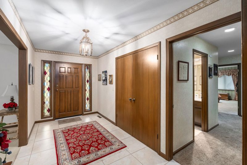 8519 E Shannon Way, Wichita, KS 67206