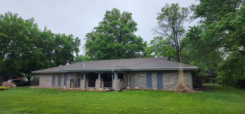 367 Wind Rows Lake Dr, Goddard, KS 67052