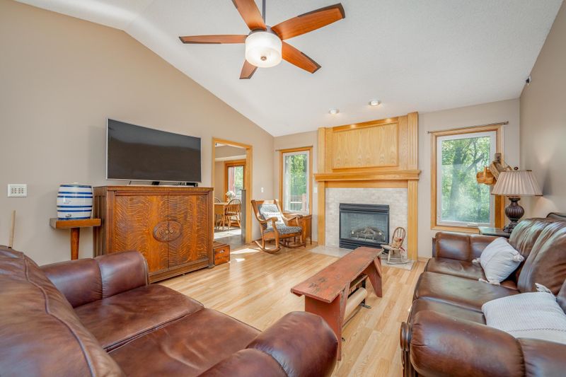 124 N Walnut Creek, Derby, KS 67037