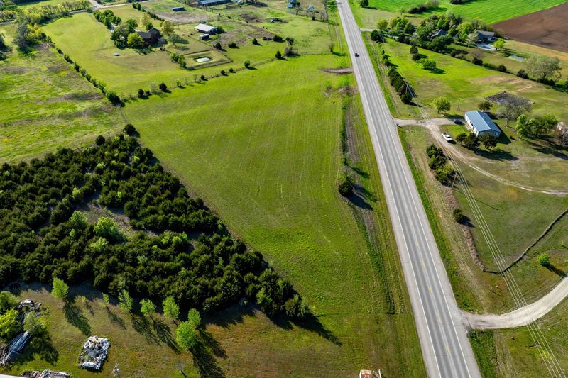 1355 N Hwy 15, Mulvane, KS 67110