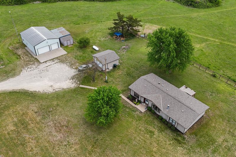 11071 SW 15th, Towanda, KS 67144