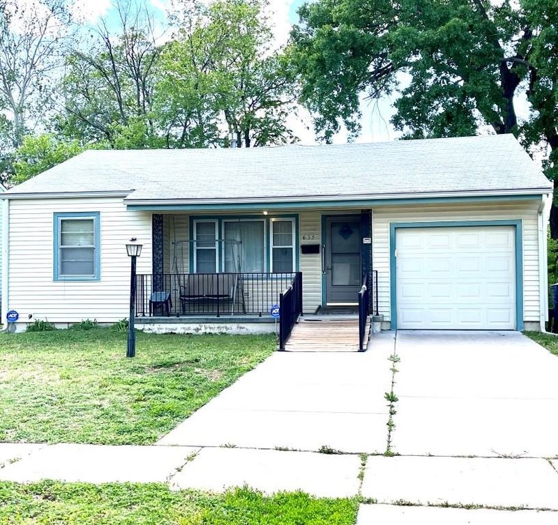 635 S Pinecrest, Wichita, KS 67218