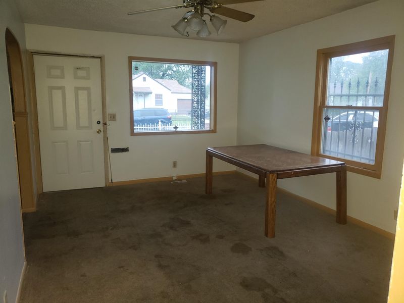 2301 E Mossman Ave, Wichita, KS 67214