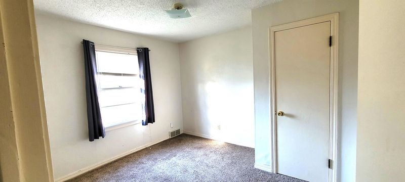 2901 S Vine St, Wichita, KS 67217