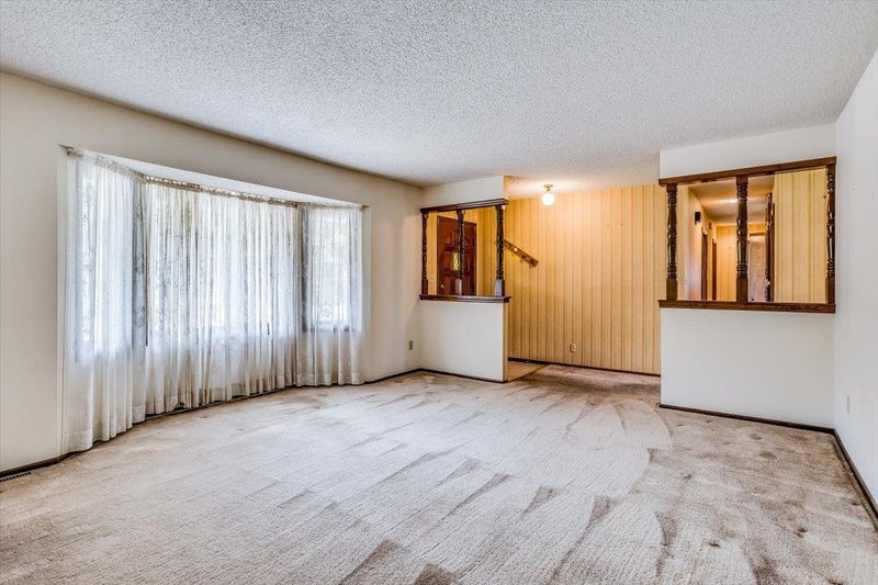 1407 E Blue Spruce Rd, Derby, KS 67037