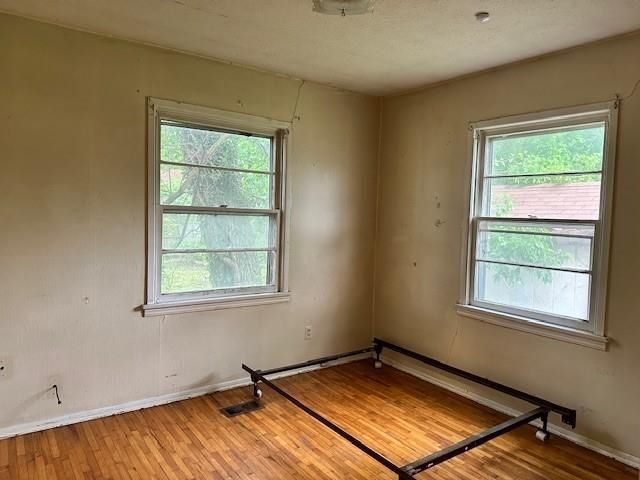 3327 E Mount Vernon, Wichita, KS 67218