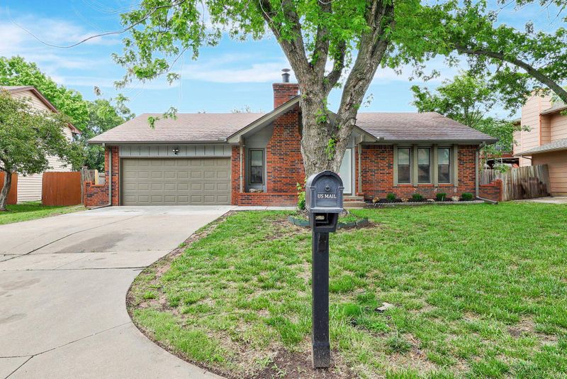 2126 S Capri Ln, Wichita, KS 67207