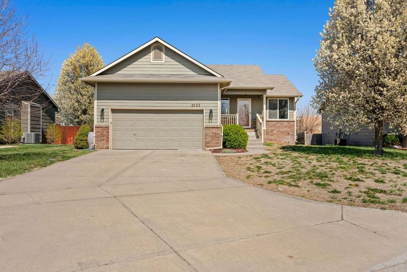 3002 E Kite St, Wichita, KS 67219