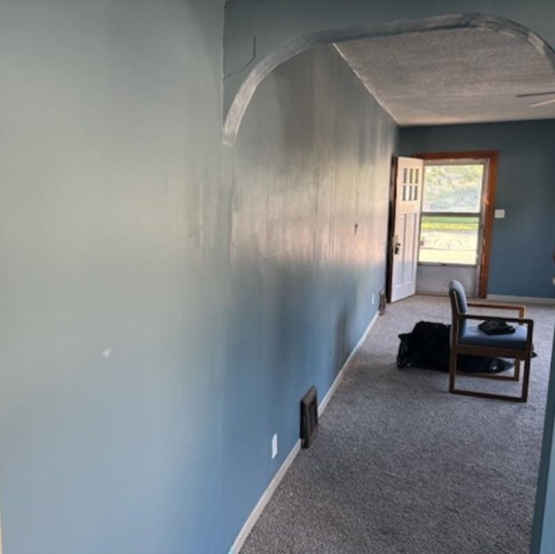 821 E Broadway St, Newton, KS 67114