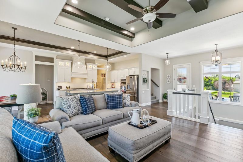 1142 N Waters Edge St, Derby, KS 67037