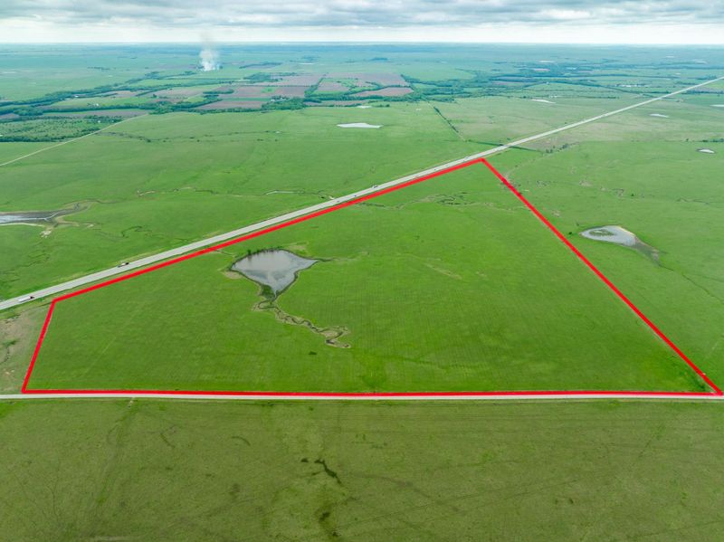 0 NE 110th St, Cassoday, KS 66842