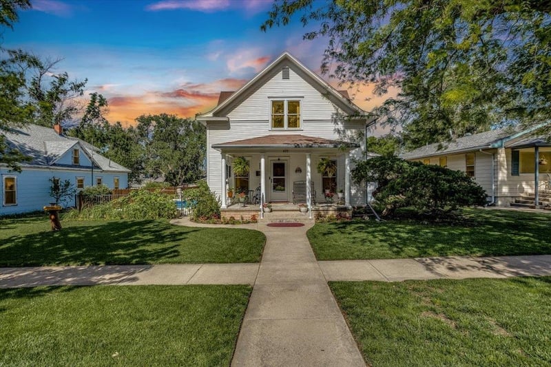 415 N Jackson St, Pratt, KS 67124